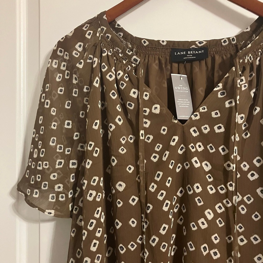Lane Bryant Swing Flutter-Sleeve Popover Blouse Brown Sz 26-28 *NWT* - Picture 3 of 9
